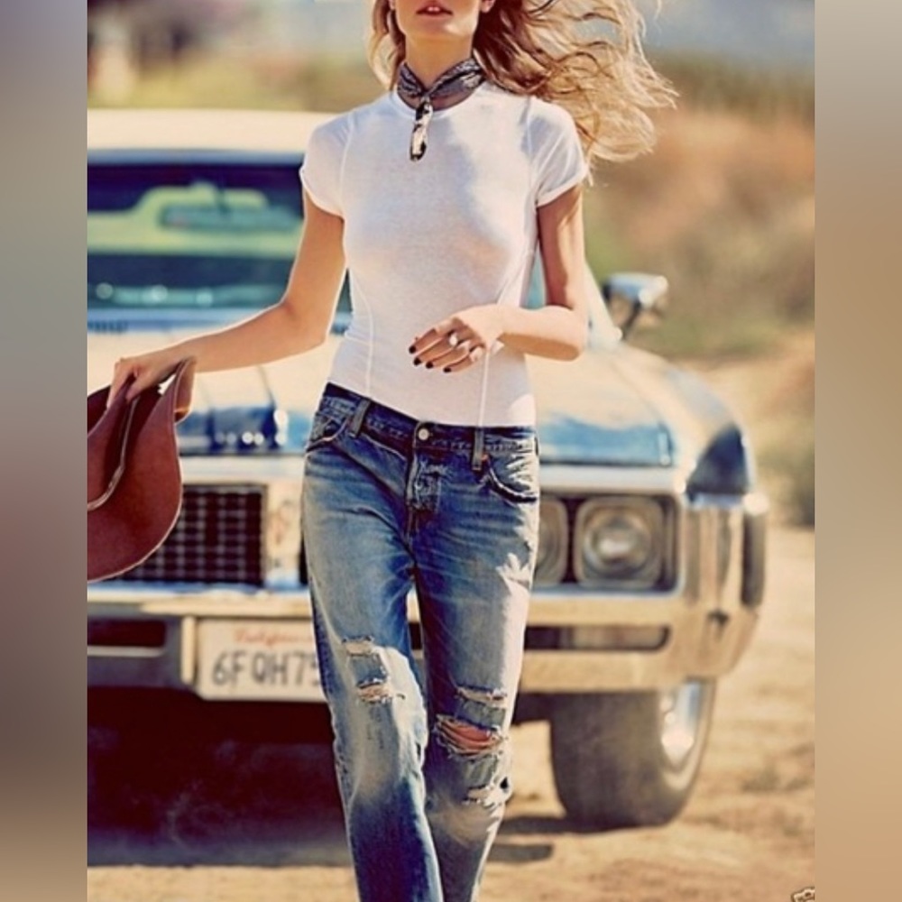 BY LEVI 501 VINTAGE distressed jean BY FREE PEOPLE!❤️